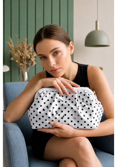 Nura Collection Kadın Premium Puantiyeli Saten Büzgülü Clutch Çanta - Beyaz - 896678040 Beyaz