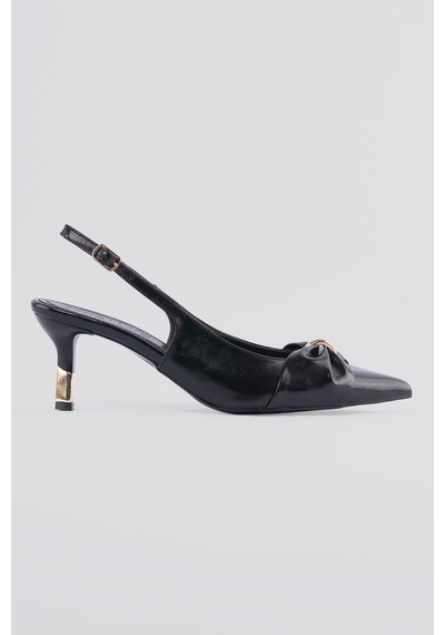 Kadın Stiletto Sivri Burun Fiyonk Ve Gold Halka Detaylı Arkası Açık Topuklu Ayakkabı Calyra Siyah Siyah Kadın Stiletto Sivri Burun Fiyonk Ve Gold Halka Detaylı Arkası Açık Topuklu Ayakkabı Calyra Siyah Siyah