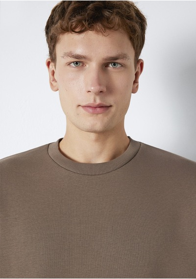 Mavi - Bisiklet Yaka Kahverengi Basic Sweatshirt 0s10276-87875 Kahverengi