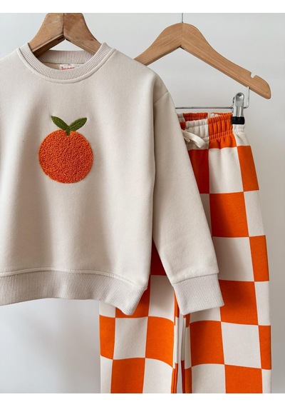 Mila Mood Kız Çocuk Portakal Nakışlı Sweatshirt Turuncu Ekose Bol Paça Pantolon 2 Li Takım Mm-026-034-0010 Krem Mila Mood Kız Çocuk Portakal Nakışlı Sweatshirt Turuncu Ekose Bol Paça Pantolon 2 Li Takım Mm-026-034-0010 Krem