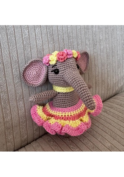 Etekli Amigurumi Fil Oyuncak 16 Cm 001