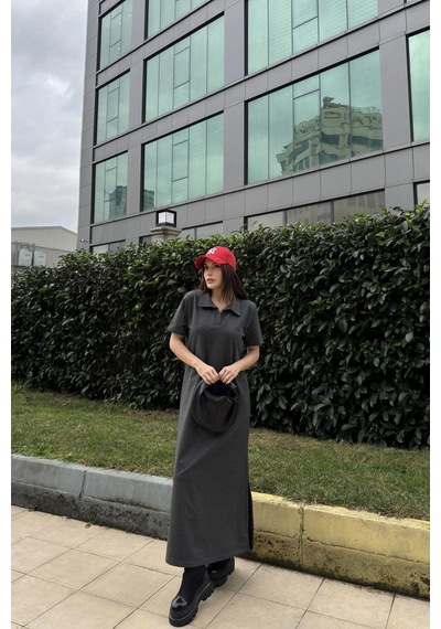 WeShaya Kadın Antrasit Polo Yaka, Kısa Kol, Yırtmaçlı, Basic Model, Uzun Salaş Elbise Antrasit WeShaya Kadın Antrasit Polo Yaka, Kısa Kol, Yırtmaçlı, Basic Model, Uzun Salaş Elbise Antrasit
