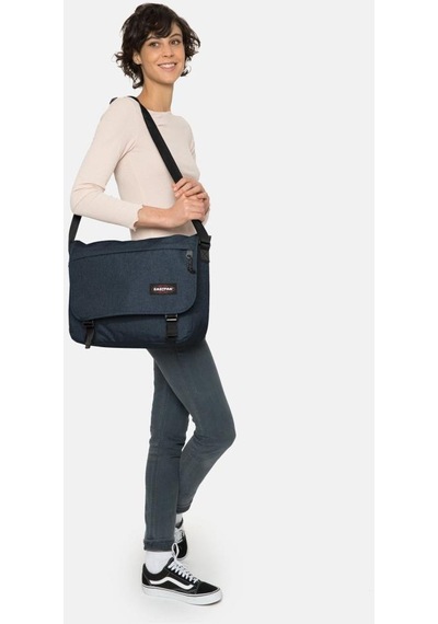 Eastpak Delegate + Triple Denim Omuz Çantası Ek26e26w