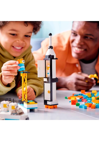 LEGO® Classic 11022 Uzay Görevi 1700 Parça