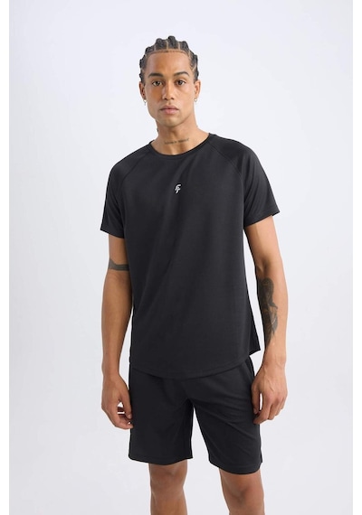 DeFactoFit Hızlı Kuruyan Slim Fit Dar Kesim Bisiklet Yaka Baskılı Sporcu Kısa Kollu Tişört V2887AZ25SPBK81