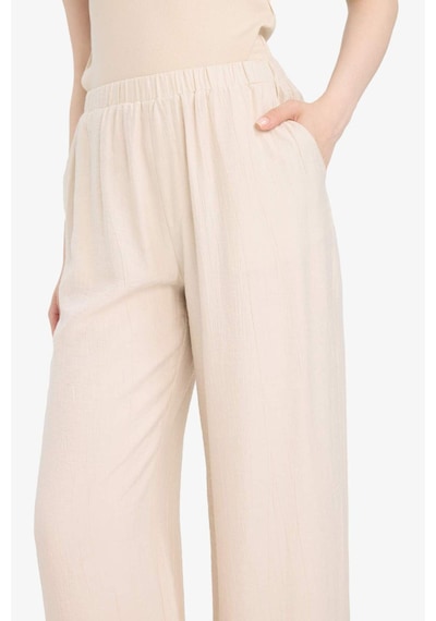 Defacto Wide Leg Esnek Belli Krinkıl Kumaş Geniş Paça Pantolon D7591ax25smbg74 Bej Defacto Wide Leg Esnek Belli Krinkıl Kumaş Geniş Paça Pantolon D7591ax25smbg74 Bej