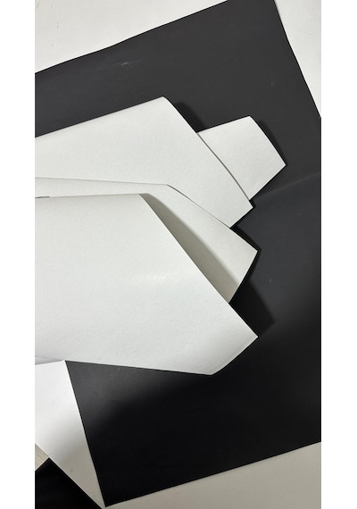Krome Karton 70x100 Ebatında 180 Gram 50 Adet 6,3 Kg