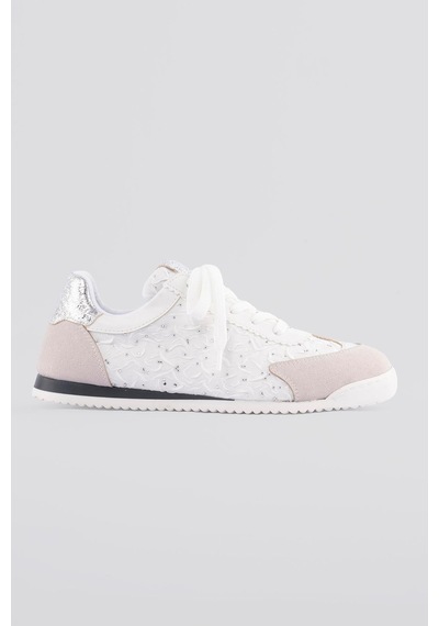 Mubiano Kadın Sneaker Taşlı Gümüş Ve Süet Detaylı Bağcıklı Spor Ayakkabı Zireya Beyaz Beyaz Mubiano Kadın Sneaker Taşlı Gümüş Ve Süet Detaylı Bağcıklı Spor Ayakkabı Zireya Beyaz Beyaz