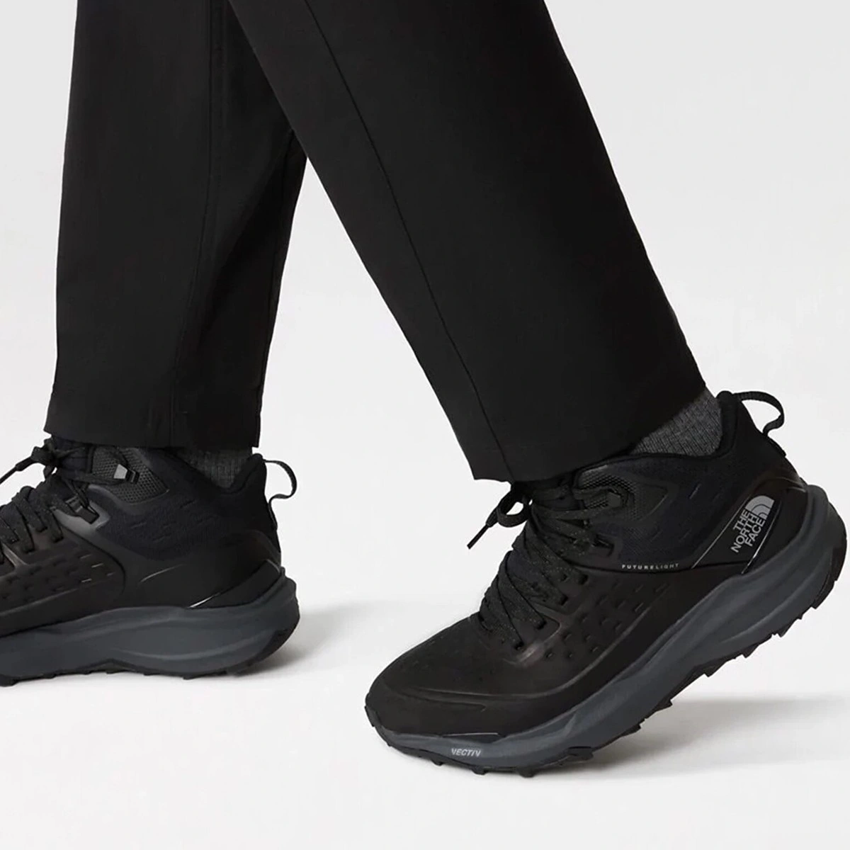 The North Face Men S Vectıv Exploris Iı Mid Futurelight Leather Hiking Boot Bilekli Su Geçirmez Bot Siyah Siyah The North Face Men S Vectıv Exploris Iı Mid Futurelight Leather Hiking Boot Bilekli Su Geçirmez Bot Siyah Siyah