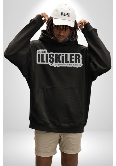 Ciddi İlişkiler Şarjımdan Önce Bitiyor Yazılı Kadın Erkek Siyah Kapüşonlu Sweatshirt Hoodie Siyah