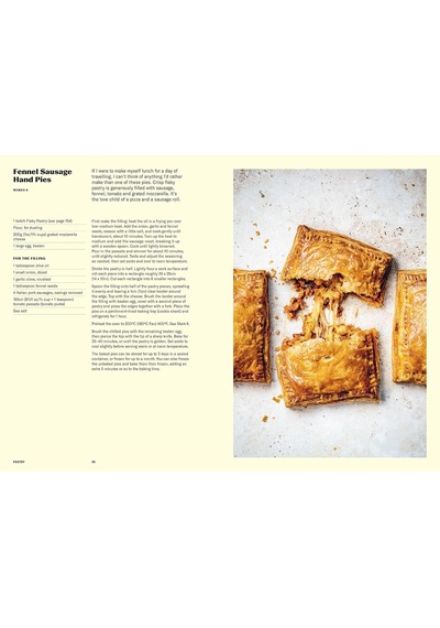 Small Batch Bakes: Baking Cakes, Cookies, Bars And Buns For One To Six People