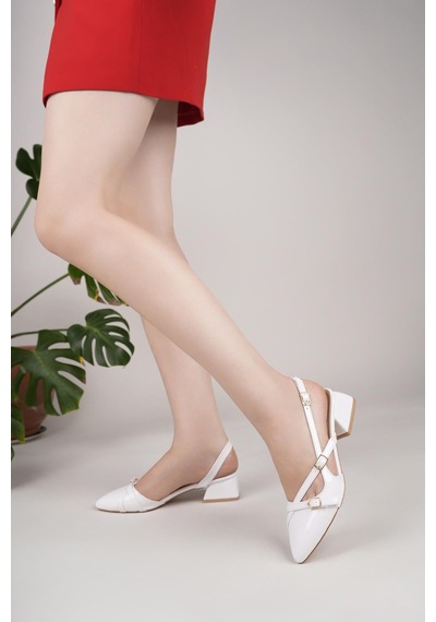 Nesilshoes Nesil Shoes Senyo 250 Beyaz Rugan Tokalı Kadın Sandalet