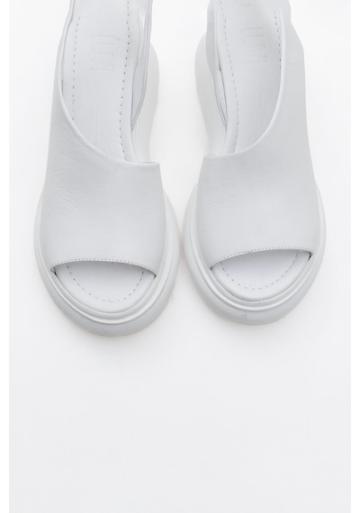 Luvishoes Agusto Beyaz Cilt Hakiki Deri Kadın Dolgu Topuk Sandalet Beyaz