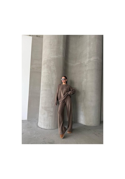 De Pose Oversize Kesim Sade Kadın Triko Takım Bej