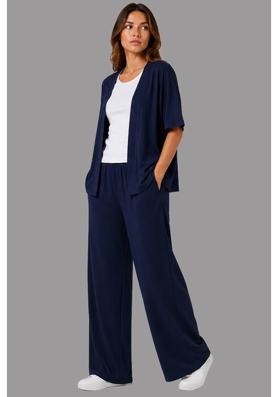 Fiolin Soft Touch Modal Kumaş Geniş Paçalı Kimono İkili Takım Lacivert Fiolin Soft Touch Modal Kumaş Geniş Paçalı Kimono İkili Takım Lacivert