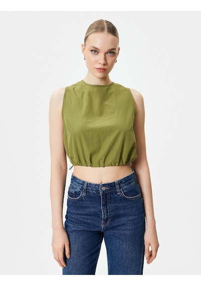 Koton Crop Üst Paraşüt Kumaş Kolsuz Beli Lastikli Haki 4sak30025pw 4SAK30025PW854 Haki