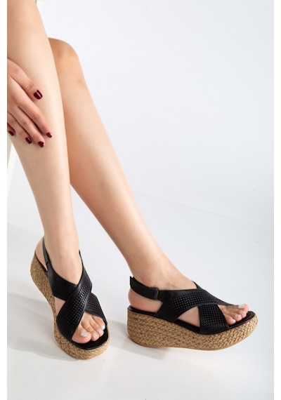 Analin Shoes Kadın Hakiki Deri Çapraz Bantlı Cırtlı Sandalet Siyah