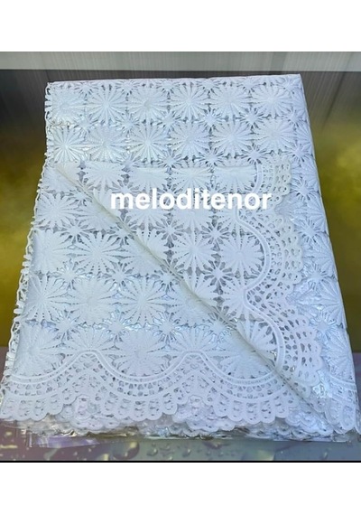 Şeffaf Kaplama Dantel İşleme Motifli Papatya Desen Kaymaz Kolay Silinebilir Pvc Muşamba Masa Örtüsü Beyaz, 130 X Diğer Şeffaf Kaplama Dantel İşleme Motifli Papatya Desen Kaymaz Kolay Silinebilir Pvc Muşamba Masa Örtüsü Beyaz, 130 X Diğer