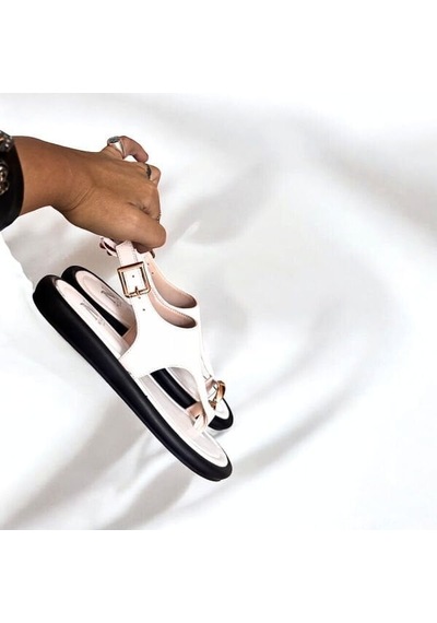 Ne&ve Shoes Beyaz Deri Tokalı Parmak Arası Kadın Günlük Sandalet