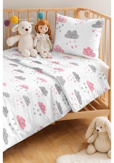 Evimde Bambaşka Pembe Bulut Kız Çocuk Pike Takımı - Sevimli Gri Kalp Bebek Odası Mevsimlik Yatak Örtüsü - 160x220  CM