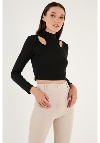 Lela Esnek Slim Fit Cut Out Pencereli Dik Yaka Crop Bayan Bluz 5865348 Siyah