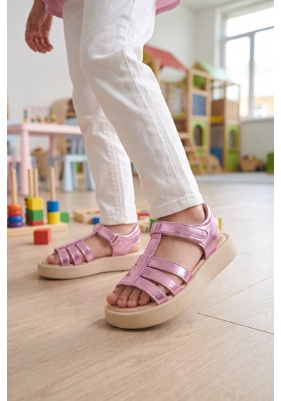 Cool Lila Cırt Bantlı Yumuşak Rahat Tabanlı Kız Çocuk Sandalet Queen F