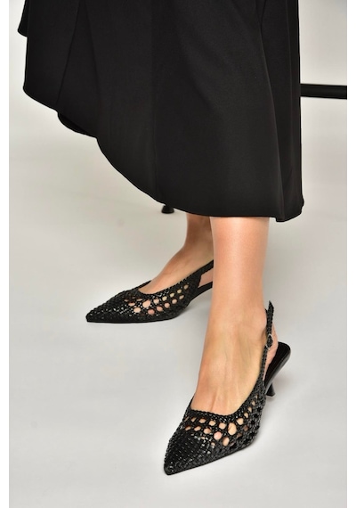 Fox Shoes Y820026509 Siyah Örgü Detaylı Alçak Topuklu Kadın Ayakkabı Siyah