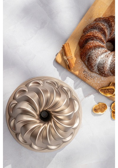 Emsan Golden Flora Döküm Kek Kalıbı 25 Cm Gold