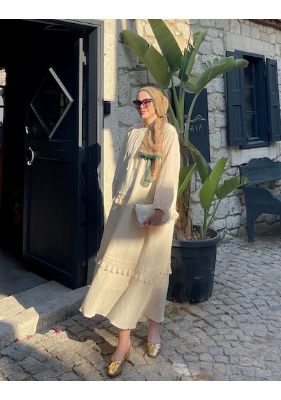 Merve Gültekin Aksesuarlı Naturel Keten Elbise Çok Renkli