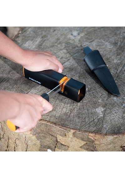 Fiskars 120740 Bıçak Bileyici -