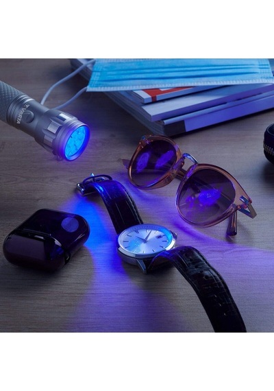 Varta 15638 Uv Light + 3Xaaa N11.117
