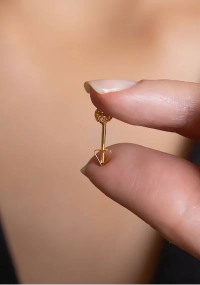 14 Ayar Altın Minimal Kalemli Küpe Sarı Altın