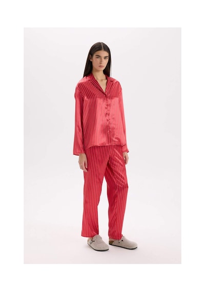 Defacto Fall İn Love Pijama Takım Saten Uzun Kollu Düğmeli Üst Beli Lastikli Uzun Alt D6417ax24wnrd59 Kırmızı Defacto Fall İn Love Pijama Takım Saten Uzun Kollu Düğmeli Üst Beli Lastikli Uzun Alt D6417ax24wnrd59 Kırmızı