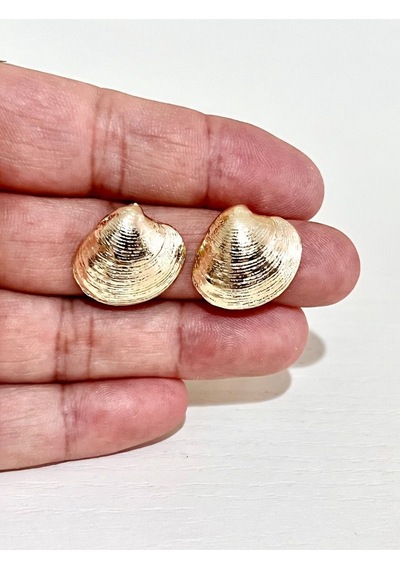 Altın Kaplama Deniz Kabuğu Küpe - Vintage İstiridye Modeli Şık Gold Küpe