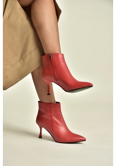 Fox Shoes N282102109 Kırmızı İnce Topuklu Sivri Burun Kadın Bot