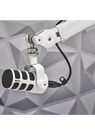 Podmic: Beyaz Profesyonel Dinamik Podcast / Broadcast Mikrofon