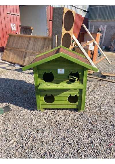 Pati Emlak Ahşap Kedi Evi 4 Yuvalı Dış Mekan Pati Emlak Kedi Kulübesi