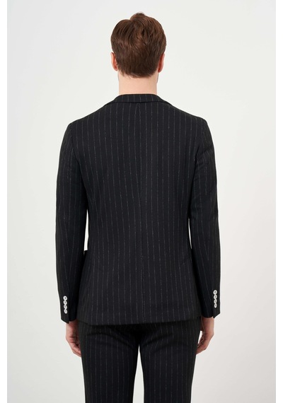 Morven Erkek Siyah Poliviskon Trend Çizgili Desen Slim Fit Mono Yaka Takım Elbise 24ms001008001 Siyah Morven Erkek Siyah Poliviskon Trend Çizgili Desen Slim Fit Mono Yaka Takım Elbise 24ms001008001 Siyah
