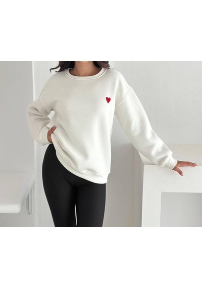 İs Berceste Kadın Bisiklet Yaka Kalp Nakışlı 3 İplik Şardonlu Sweatshirt Beyaz