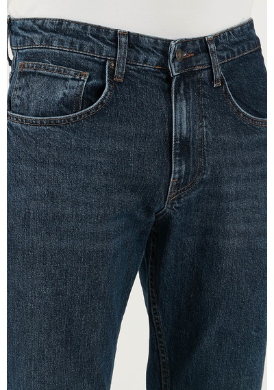Buratti Streç Pamuklu Comfort Fit Yüksek Bel Boru Paça Jeans Erkek Kot Pantolon 4400C04Texas Mavi Buratti Streç Pamuklu Comfort Fit Yüksek Bel Boru Paça Jeans Erkek Kot Pantolon 4400C04Texas Mavi