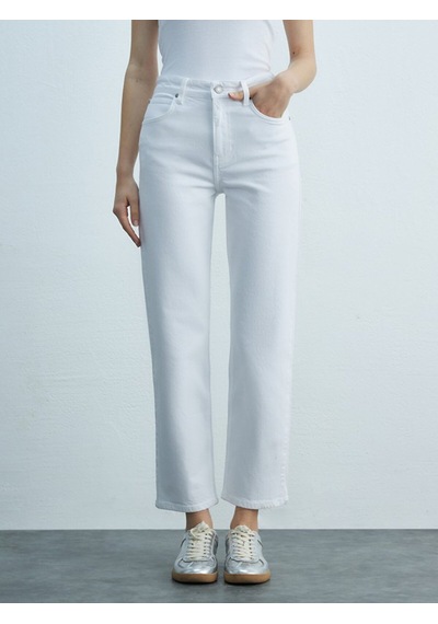 Ltb New Wanda Dar Paça Rahat Kesim Jean Pantolon 010095186016162 100 Beyaz Ltb New Wanda Dar Paça Rahat Kesim Jean Pantolon 010095186016162 100 Beyaz