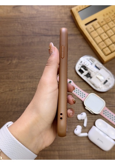 Apple iPhone 11 Pro Uyumlu Premium Deri Dokulu Darbelere Karşı Dayanıklı Nazal Silikon Kılıf Kahverengi