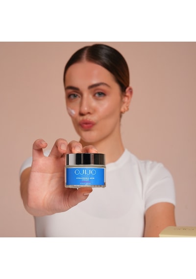 Ojijo London Yoğun Nemlendirici ve Onarıcı Hyaluronik Asit Krem 50 ML