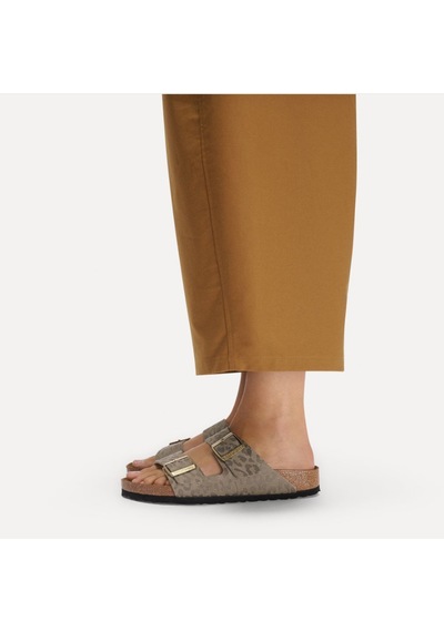 Birkenstock Bırkenstock Arızona Syn Leopard Çift Bantlı Kadın Terlik 1031941 1031941 Skah Sütlü Kahve Birkenstock Bırkenstock Arızona Syn Leopard Çift Bantlı Kadın Terlik 1031941 1031941 Skah Sütlü Kahve