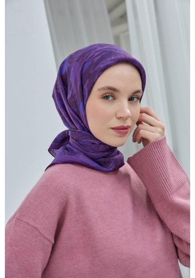 Silk Home Viskon Velora Eşarp Erguvan Mor Desenli Yumuşak Dokulu Tok Duruşlu 90x90 Çok Renkli