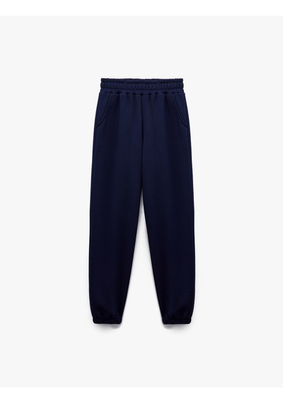 Koton Şardonlu Cepli Beli Lastikli Oversize Jogger Eşofman Altı Lacivert 6wal40017ık Lacivert Koton Şardonlu Cepli Beli Lastikli Oversize Jogger Eşofman Altı Lacivert 6wal40017ık Lacivert