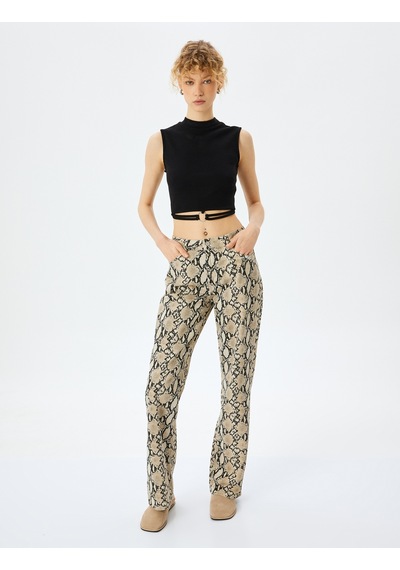 Koton Dik Yaka Metal Aksesuarlı Slim Fit Kolsuz Bluz Siyah 5sal30064ık