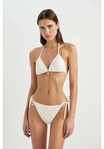 DeFacto Regular Fit Nakışlı Bikini Altı-Fall in Love B6895AX24SMWT16