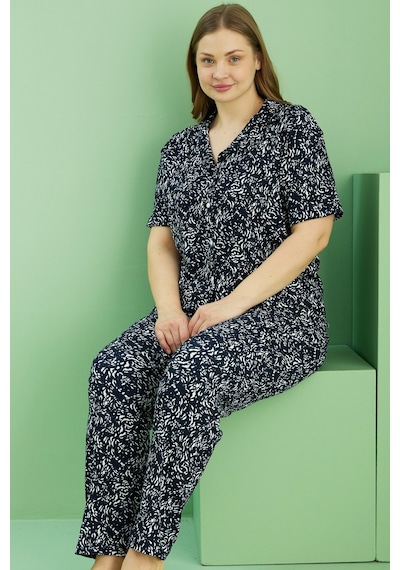 Siyah İnci Bürümcük Krınkıl Kumaş Curve Büyük Beden Battal Boy Düğmeli Pijama Takım25118722 Çok Renkli Siyah İnci Bürümcük Krınkıl Kumaş Curve Büyük Beden Battal Boy Düğmeli Pijama Takım25118722 Çok Renkli