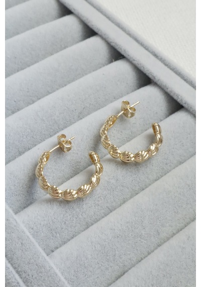 Kadın Küpe Kararmaz 14k Renk Vip Seri Minik Deniz Kabuklu Yarım Halka 2cm Küpe Altın
